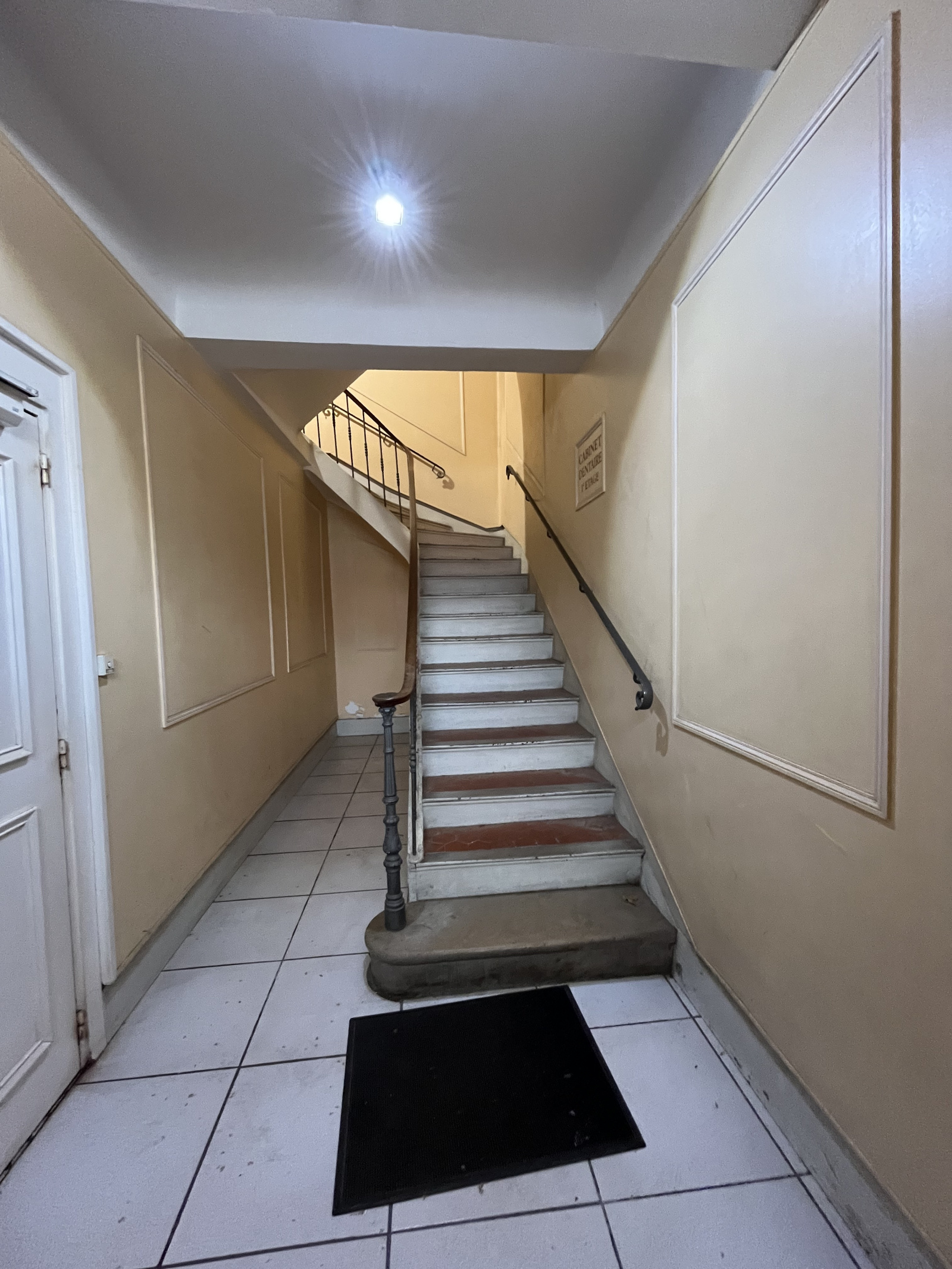 Image_10, Local professionnel, Vidauban, ref :L1915