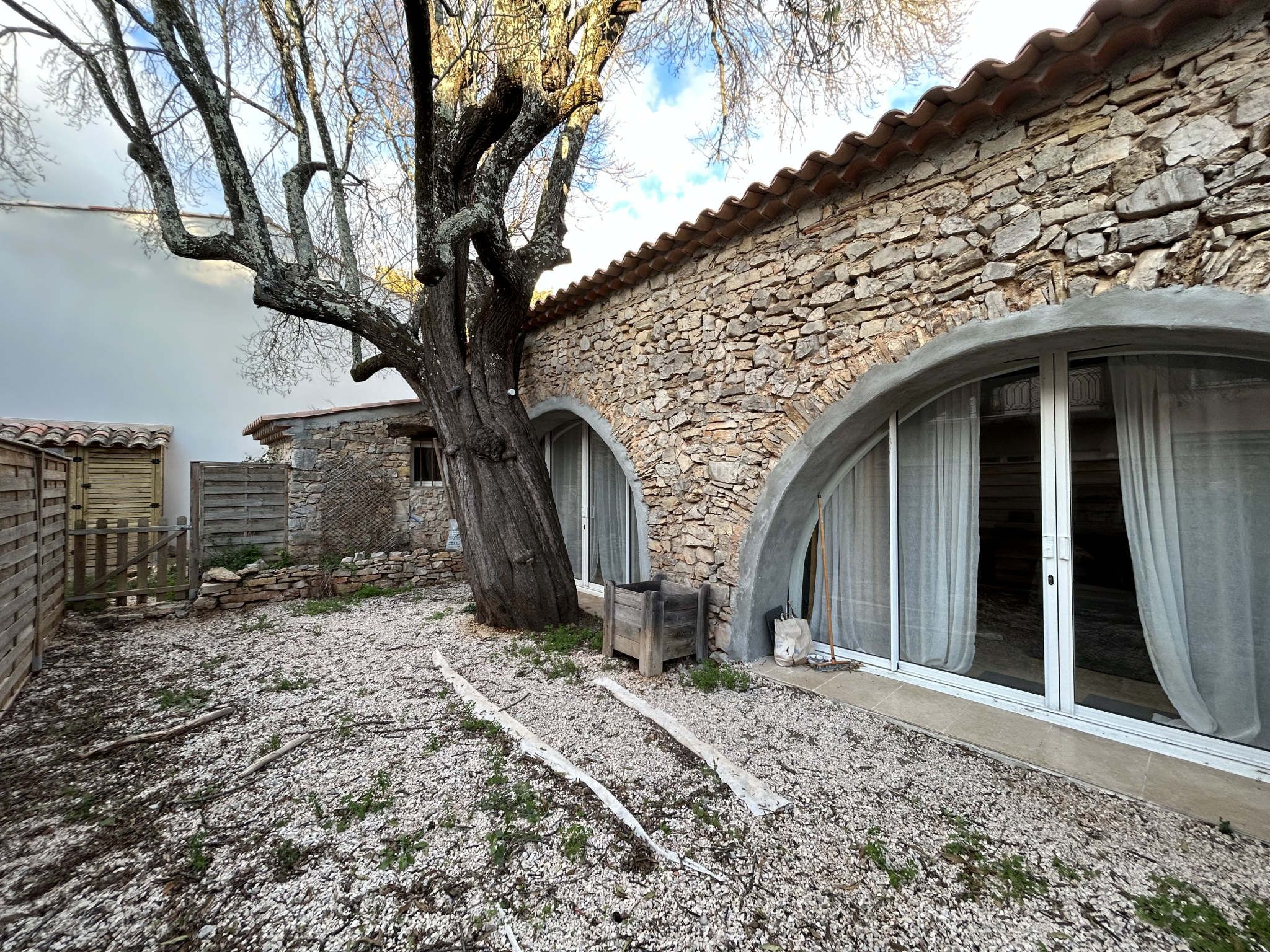 Maison de Hameau Cabasse + dépendance  